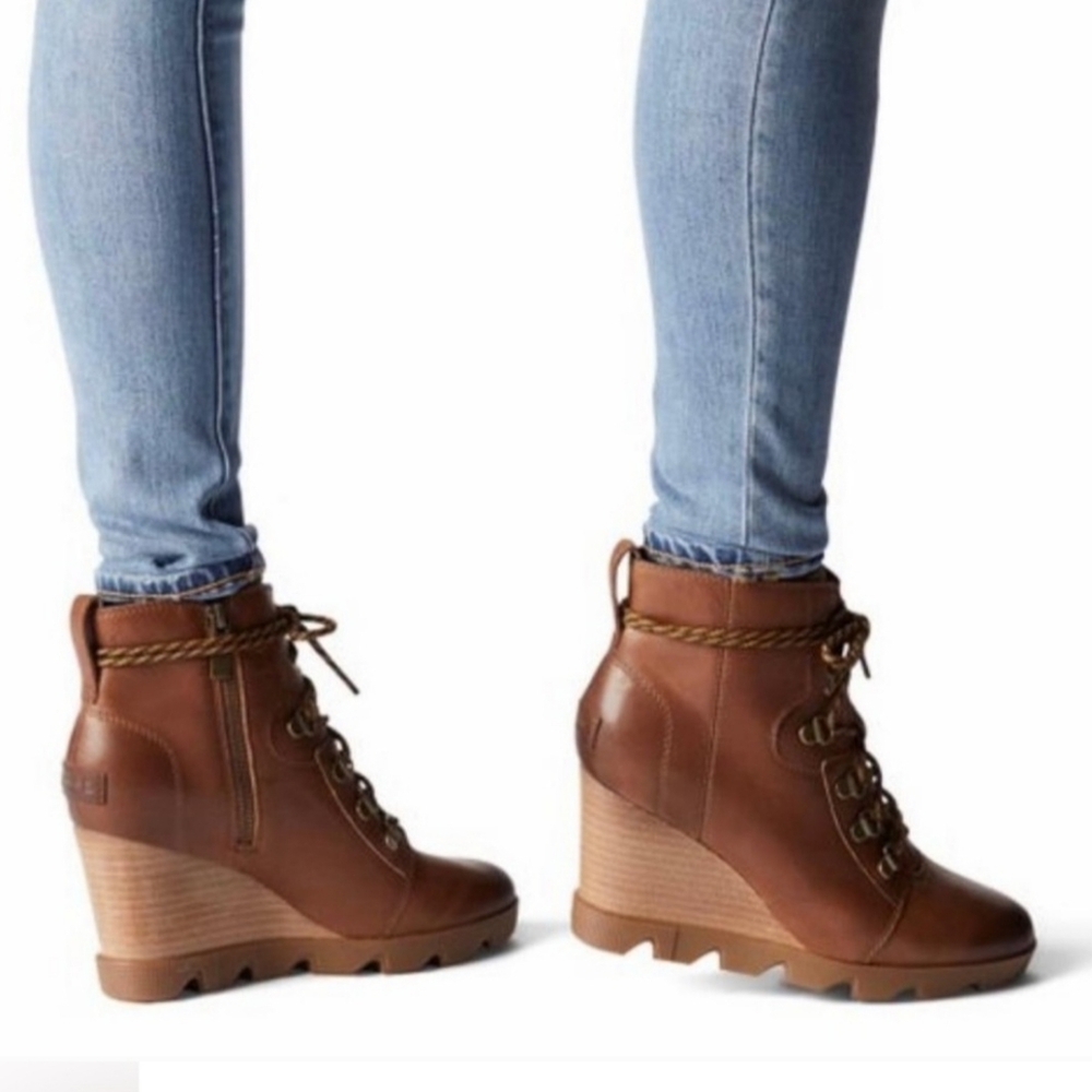 NIB Sorel Joan Uptown Lace Bootie Waterproof Wedge Boots in Hazeltown Leather